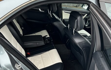 Mercedes-Benz C-Класс, 2011 год, 1 700 000 рублей, 7 фотография