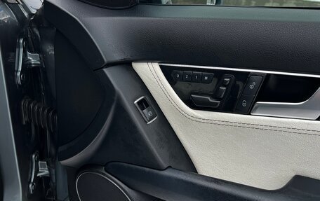 Mercedes-Benz C-Класс, 2011 год, 1 700 000 рублей, 9 фотография