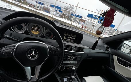 Mercedes-Benz C-Класс, 2011 год, 1 700 000 рублей, 11 фотография