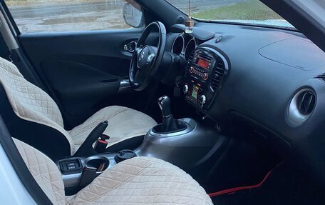 Nissan Juke II, 2012 год, 900 000 рублей, 13 фотография