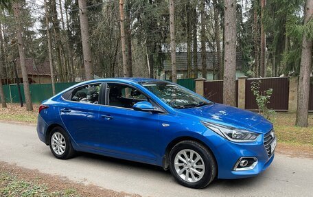Hyundai Solaris II рестайлинг, 2018 год, 1 100 000 рублей, 4 фотография