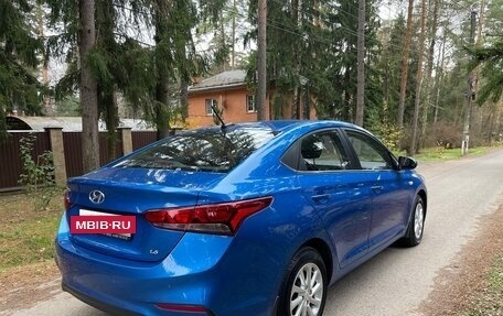 Hyundai Solaris II рестайлинг, 2018 год, 1 100 000 рублей, 19 фотография