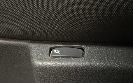 Renault Logan II, 2017 год, 641 000 рублей, 17 фотография