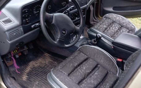 Daewoo Nexia I рестайлинг, 2005 год, 100 000 рублей, 11 фотография