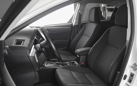 Toyota Corolla, 2015 год, 1 619 000 рублей, 10 фотография