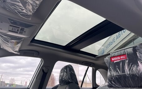 Toyota RAV4, 2025 год, 4 199 000 рублей, 9 фотография