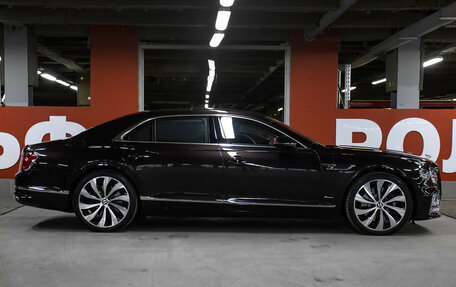 Bentley Flying Spur, 2023 год, 25 800 000 рублей, 4 фотография