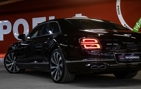 Bentley Flying Spur, 2023 год, 25 800 000 рублей, 39 фотография