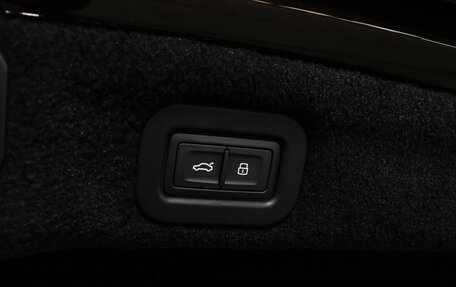 Bentley Flying Spur, 2023 год, 25 800 000 рублей, 32 фотография