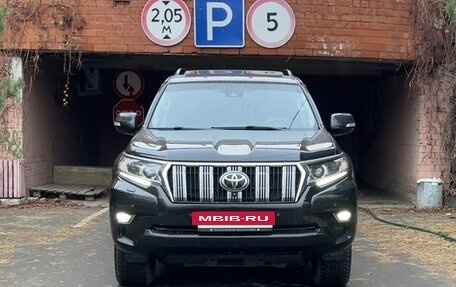 Toyota Land Cruiser Prado 150 рестайлинг 2, 2020 год, 5 220 000 рублей, 16 фотография