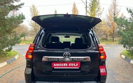 Toyota Land Cruiser Prado 150 рестайлинг 2, 2020 год, 5 220 000 рублей, 22 фотография