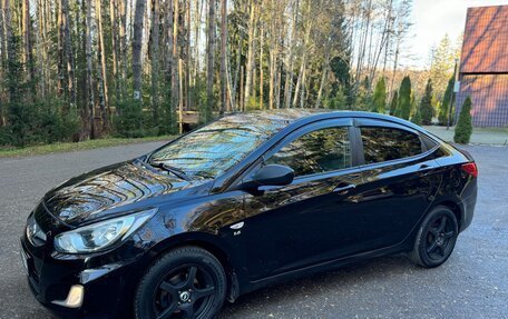 Hyundai Solaris II рестайлинг, 2012 год, 685 000 рублей, 2 фотография