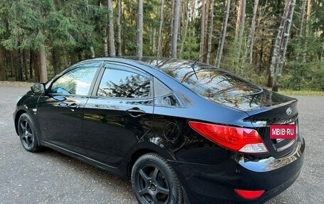 Hyundai Solaris II рестайлинг, 2012 год, 685 000 рублей, 3 фотография