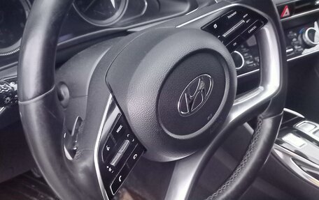 Hyundai Sonata VIII, 2021 год, 1 800 000 рублей, 13 фотография