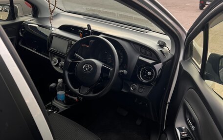 Toyota Vitz, 2019 год, 1 300 000 рублей, 7 фотография