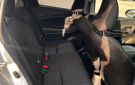 Toyota Vitz, 2019 год, 1 300 000 рублей, 12 фотография