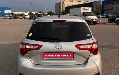 Toyota Vitz, 2019 год, 1 300 000 рублей, 4 фотография