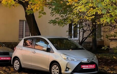 Toyota Vitz, 2019 год, 1 300 000 рублей, 14 фотография