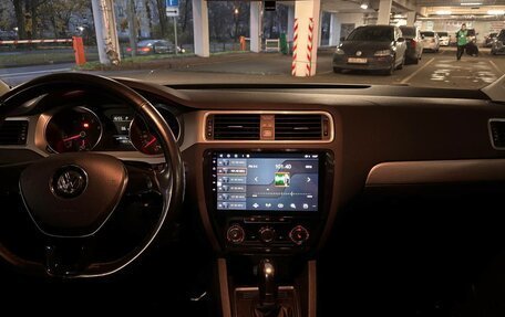 Volkswagen Jetta VI, 2018 год, 1 400 000 рублей, 11 фотография