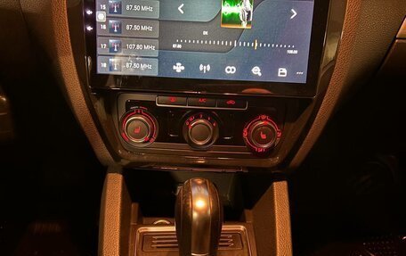 Volkswagen Jetta VI, 2018 год, 1 400 000 рублей, 13 фотография