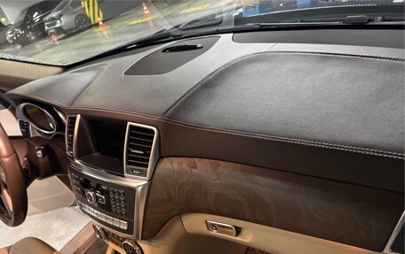 Mercedes-Benz GL-Класс, 2015 год, 3 450 000 рублей, 13 фотография