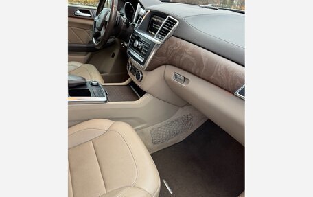 Mercedes-Benz GL-Класс, 2015 год, 3 450 000 рублей, 16 фотография