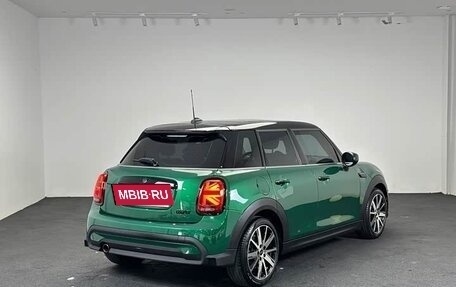 MINI Hatch, 2022 год, 2 450 000 рублей, 15 фотография