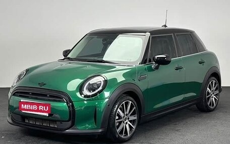 MINI Hatch, 2022 год, 2 450 000 рублей, 3 фотография