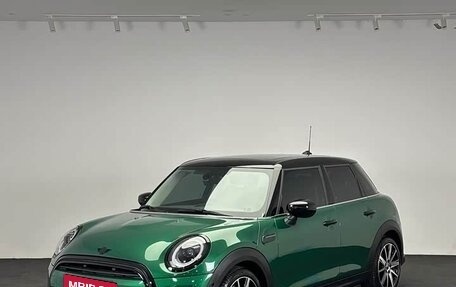 MINI Hatch, 2022 год, 2 450 000 рублей, 4 фотография
