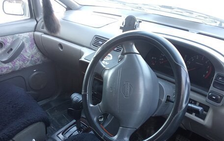 Nissan Prairie III, 1997 год, 300 000 рублей, 2 фотография