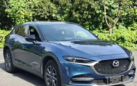 Mazda CX-4, 2021 год, 1 960 000 рублей, 2 фотография