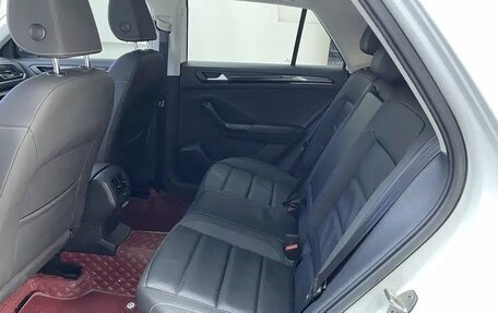 Volkswagen T-Roc I, 2022 год, 1 550 445 рублей, 10 фотография