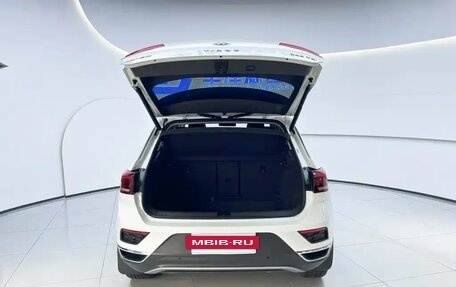 Volkswagen T-Roc I, 2022 год, 1 550 445 рублей, 6 фотография