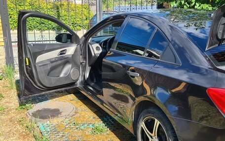 Chevrolet Cruze II, 2011 год, 700 000 рублей, 7 фотография