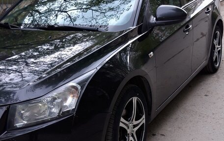 Chevrolet Cruze II, 2011 год, 700 000 рублей, 9 фотография