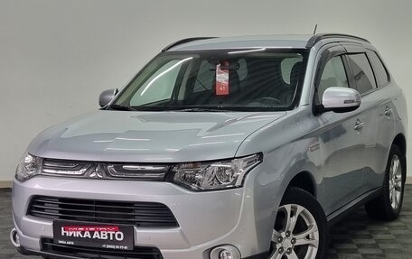 Mitsubishi Outlander III рестайлинг 3, 2012 год, 1 350 000 рублей, 1 фотография