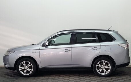 Mitsubishi Outlander III рестайлинг 3, 2012 год, 1 350 000 рублей, 4 фотография
