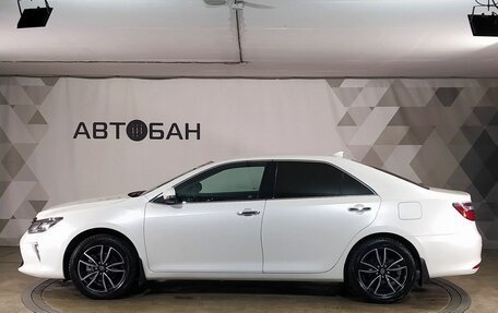 Toyota Camry, 2017 год, 2 288 000 рублей, 4 фотография