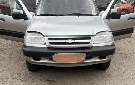 Chevrolet Niva I рестайлинг, 2008 год, 750 000 рублей, 5 фотография