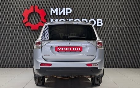 Mitsubishi Outlander III рестайлинг 3, 2012 год, 1 300 000 рублей, 5 фотография