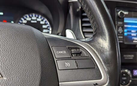 Mitsubishi Outlander III рестайлинг 3, 2012 год, 1 300 000 рублей, 22 фотография