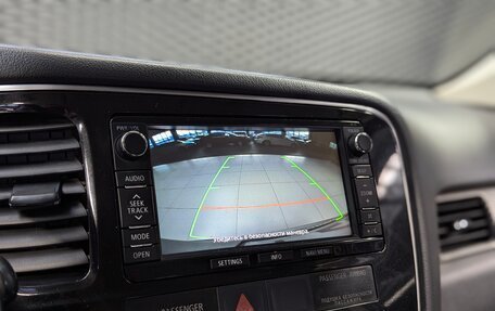 Mitsubishi Outlander III рестайлинг 3, 2012 год, 1 300 000 рублей, 26 фотография