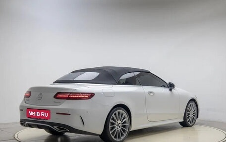 Mercedes-Benz E-Класс, 2022 год, 6 680 300 рублей, 2 фотография