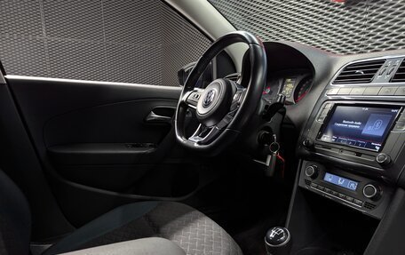 Volkswagen Polo VI (EU Market), 2019 год, 1 330 000 рублей, 25 фотография