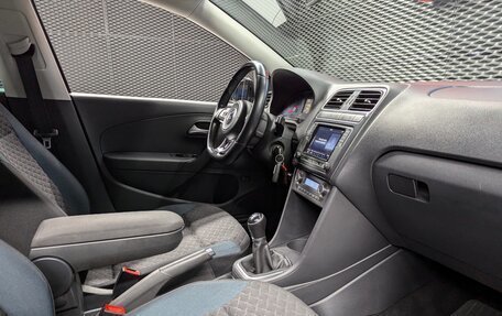 Volkswagen Polo VI (EU Market), 2019 год, 1 330 000 рублей, 24 фотография