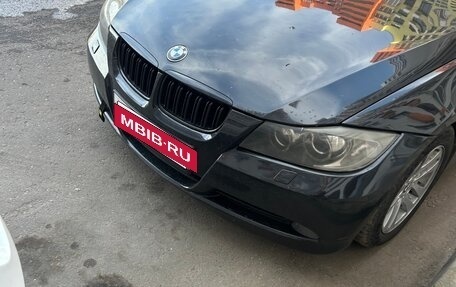 BMW 3 серия, 2006 год, 900 000 рублей, 8 фотография