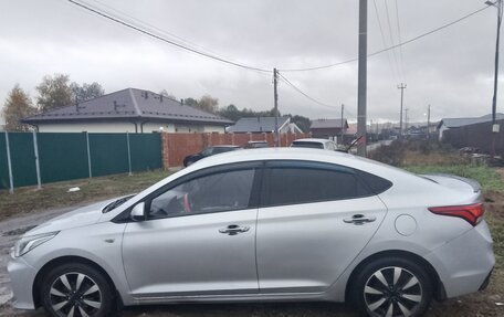 Hyundai Solaris II рестайлинг, 2017 год, 950 000 рублей, 5 фотография