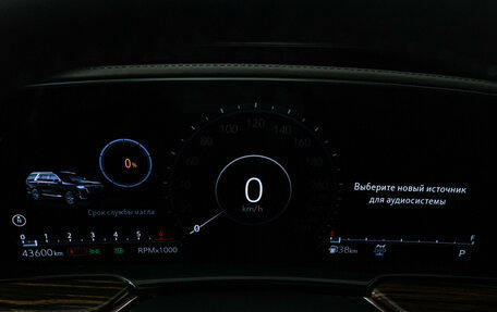 Cadillac Escalade V, 2021 год, 9 990 000 рублей, 12 фотография