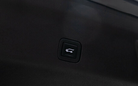 Cadillac Escalade V, 2021 год, 9 990 000 рублей, 17 фотография