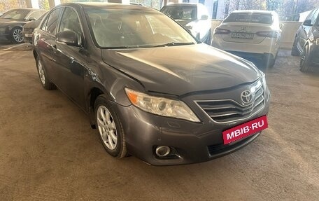 Toyota Camry, 2011 год, 1 250 000 рублей, 2 фотография